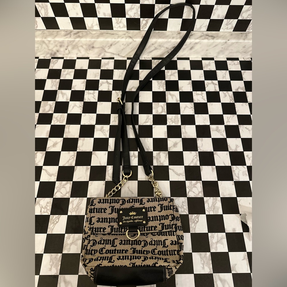 Brand New Juicy Couture logo crossbody purse. NWOT